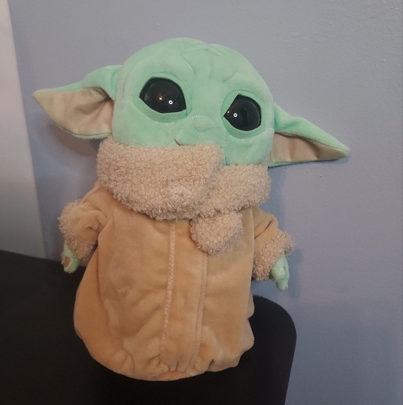 Star Wars The Mandalorian The Child 2020 - Picture 1 of 6